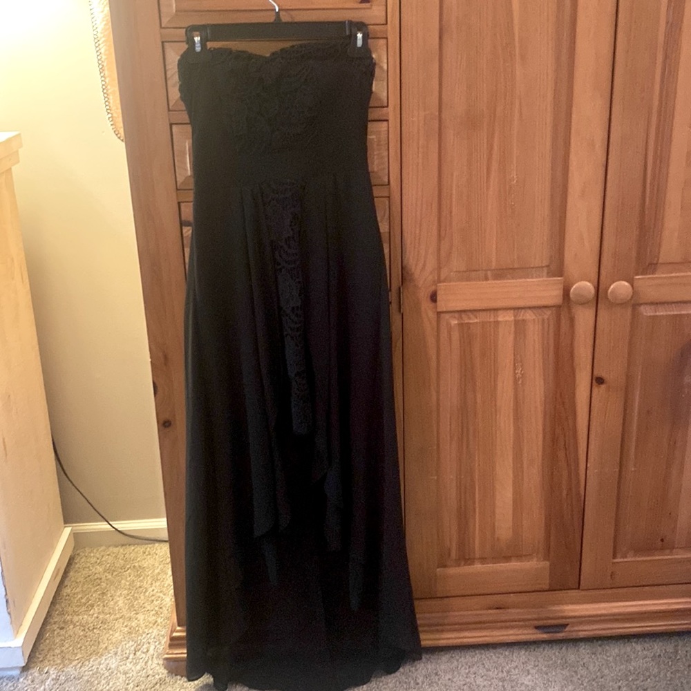 Point Zero strapless evening gown